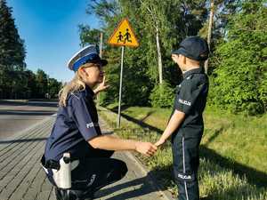 Policjantki z dziećmi