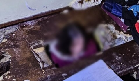Policja i straż wydostały kobietę z dziury w podłodze w Hajnówce